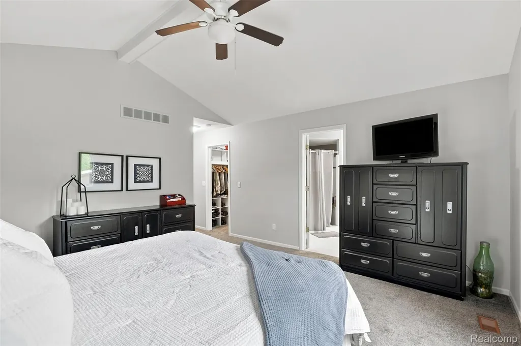 47676 Sandy Ridge Drive Macomb Township MI 48044