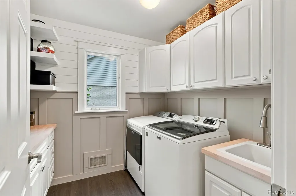 47676 Sandy Ridge Drive Macomb Township MI 48044