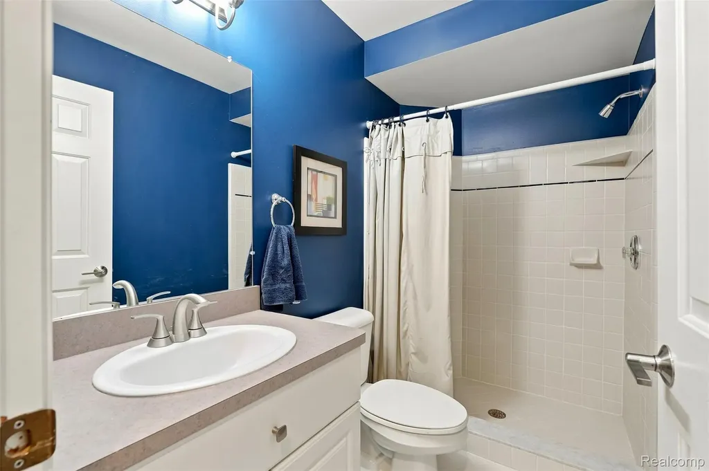 47676 Sandy Ridge Drive Macomb Township MI 48044
