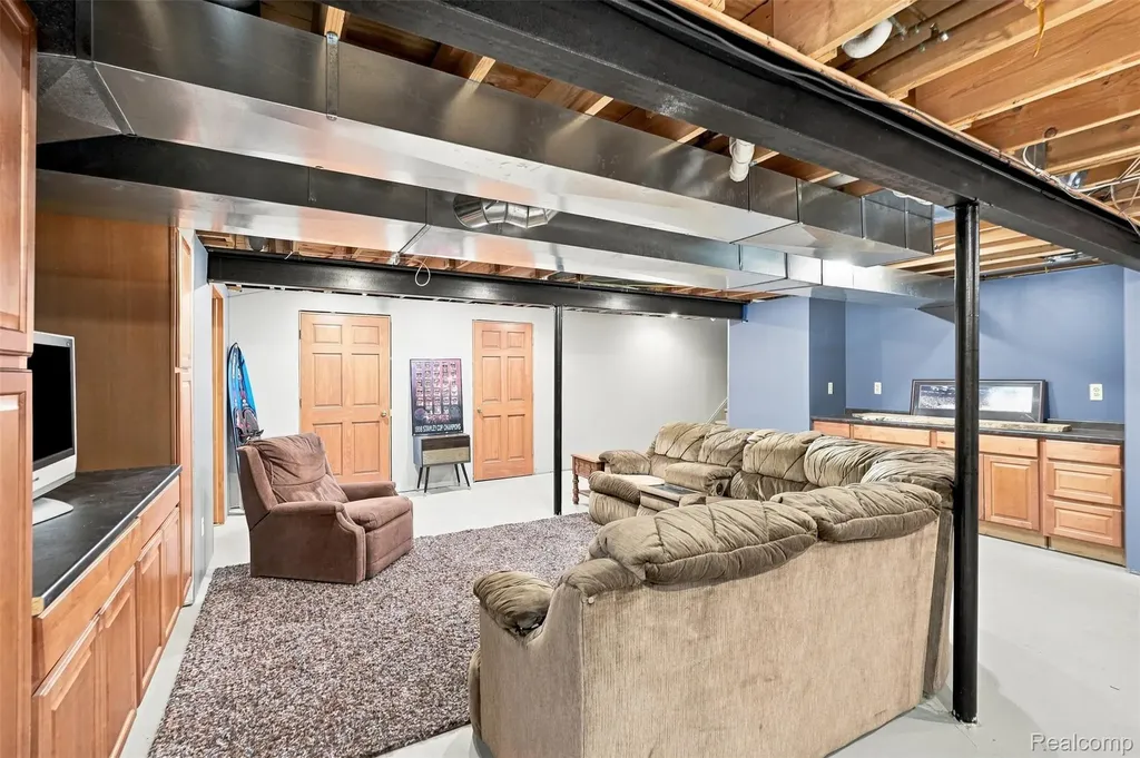 47676 Sandy Ridge Drive Macomb Township MI 48044