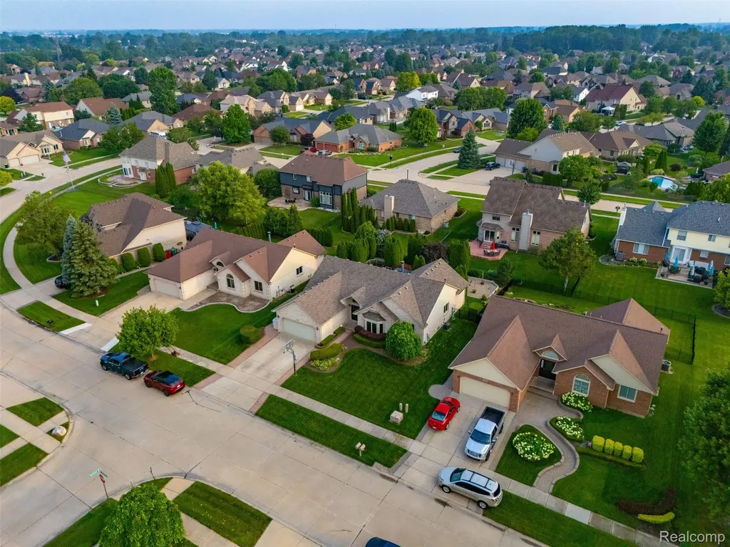 47676 Sandy Ridge Drive Macomb Township MI 48044