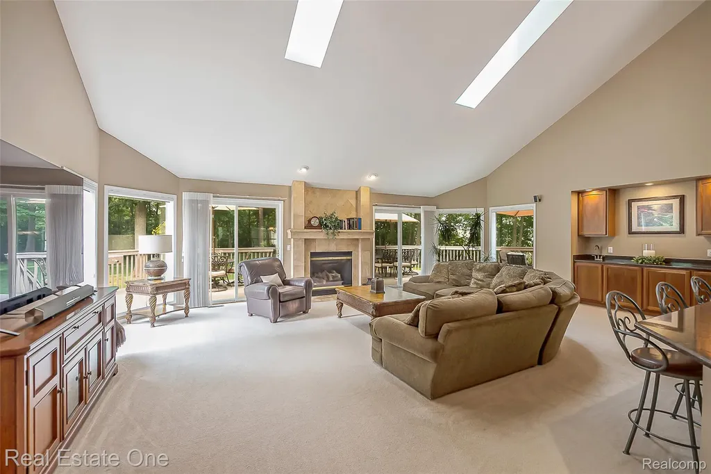 28625 Coyote Court Lyon Charter Township MI 48165