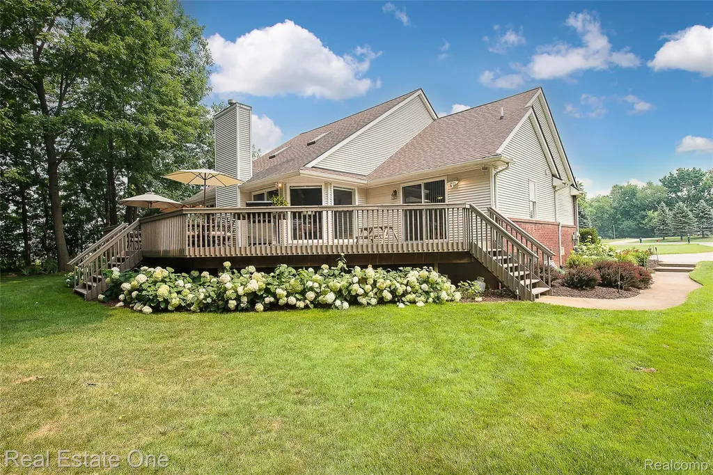 28625 Coyote Court Lyon Charter Township MI 48165