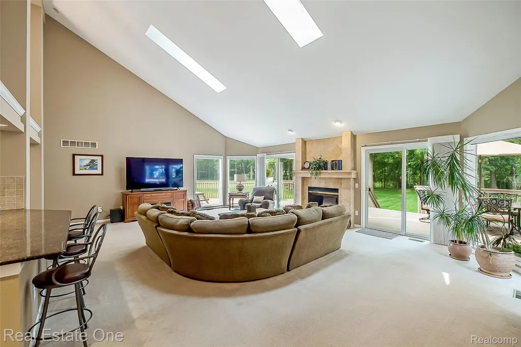 28625 Coyote Court Lyon Charter Township MI 48165