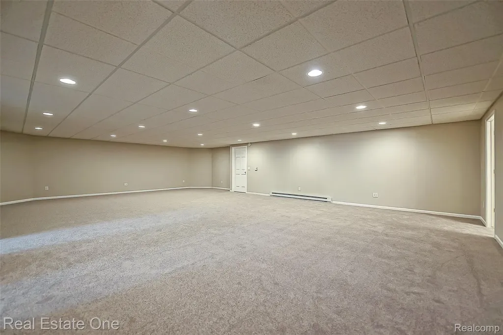 28625 Coyote Court Lyon Charter Township MI 48165