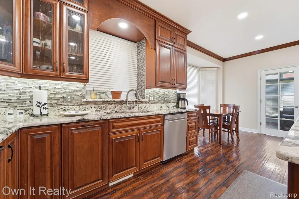48280 Gladstone Road Canton Charter Township MI 48188