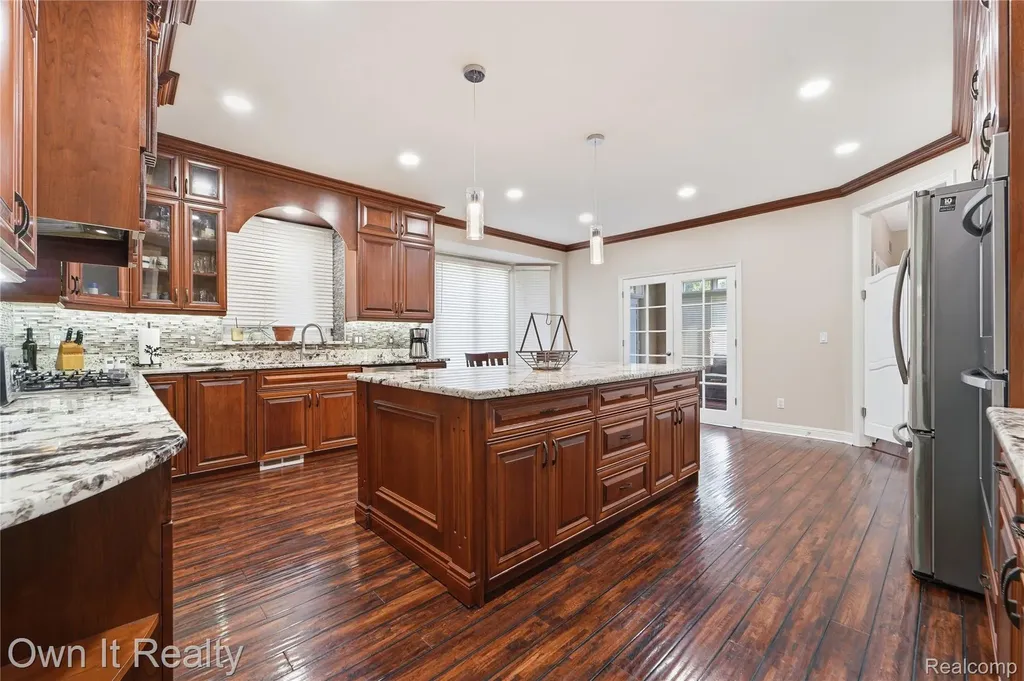 48280 Gladstone Road Canton Charter Township MI 48188