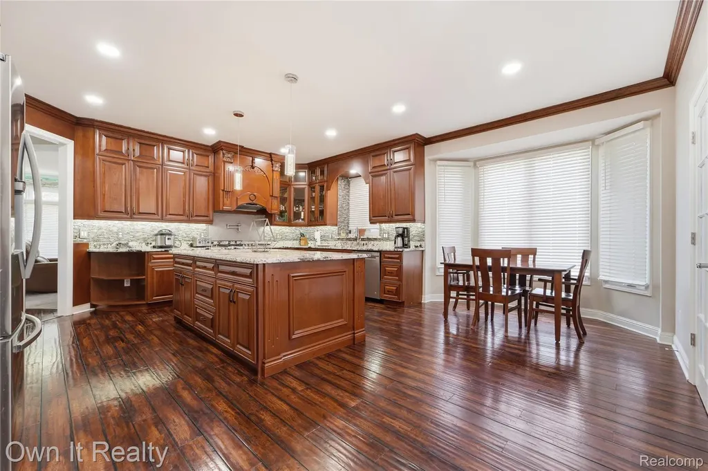 48280 Gladstone Road Canton Charter Township MI 48188