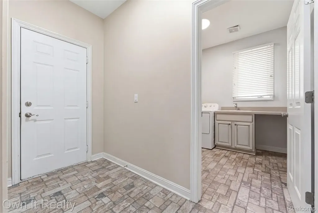 48280 Gladstone Road Canton Charter Township MI 48188