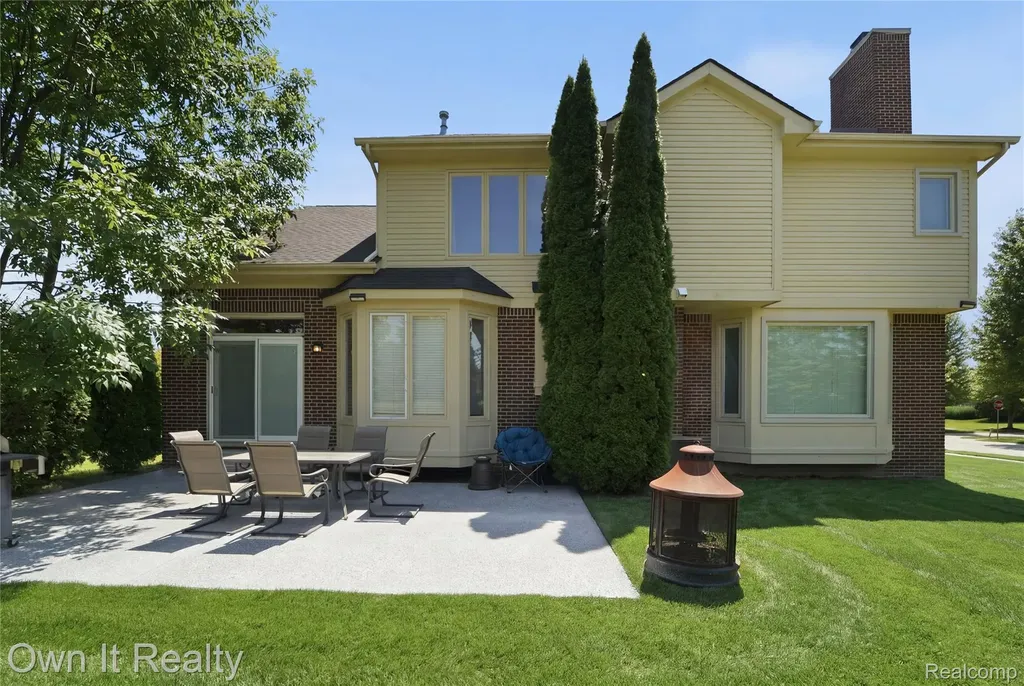 48280 Gladstone Road Canton Charter Township MI 48188