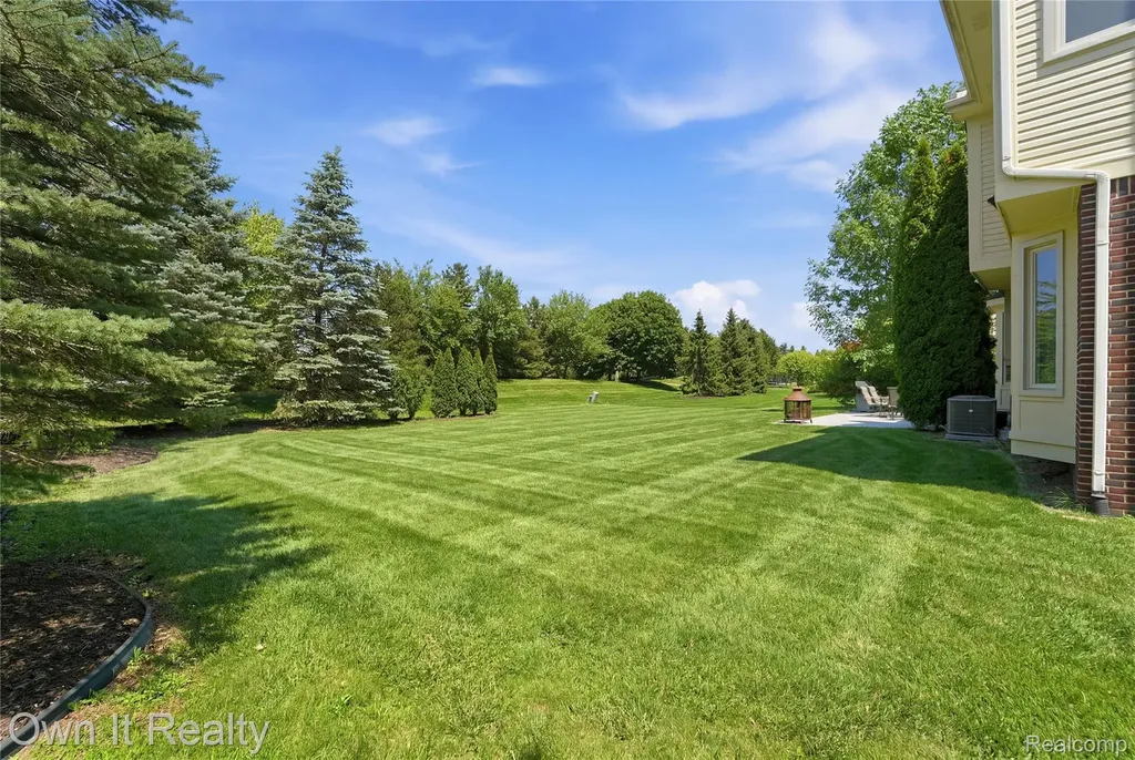48280 Gladstone Road Canton Charter Township MI 48188
