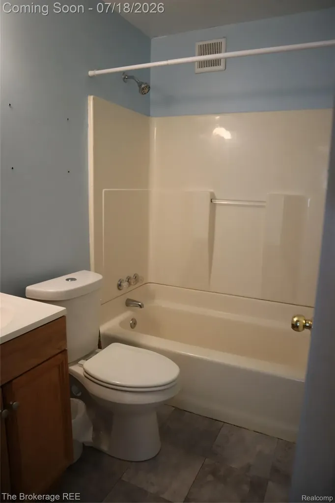 34861 John Street Wayne City MI 48184