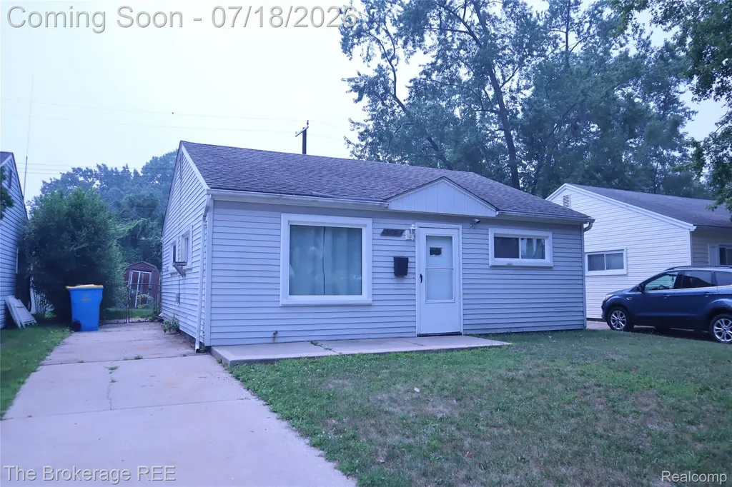 34861 John Street Wayne City MI 48184