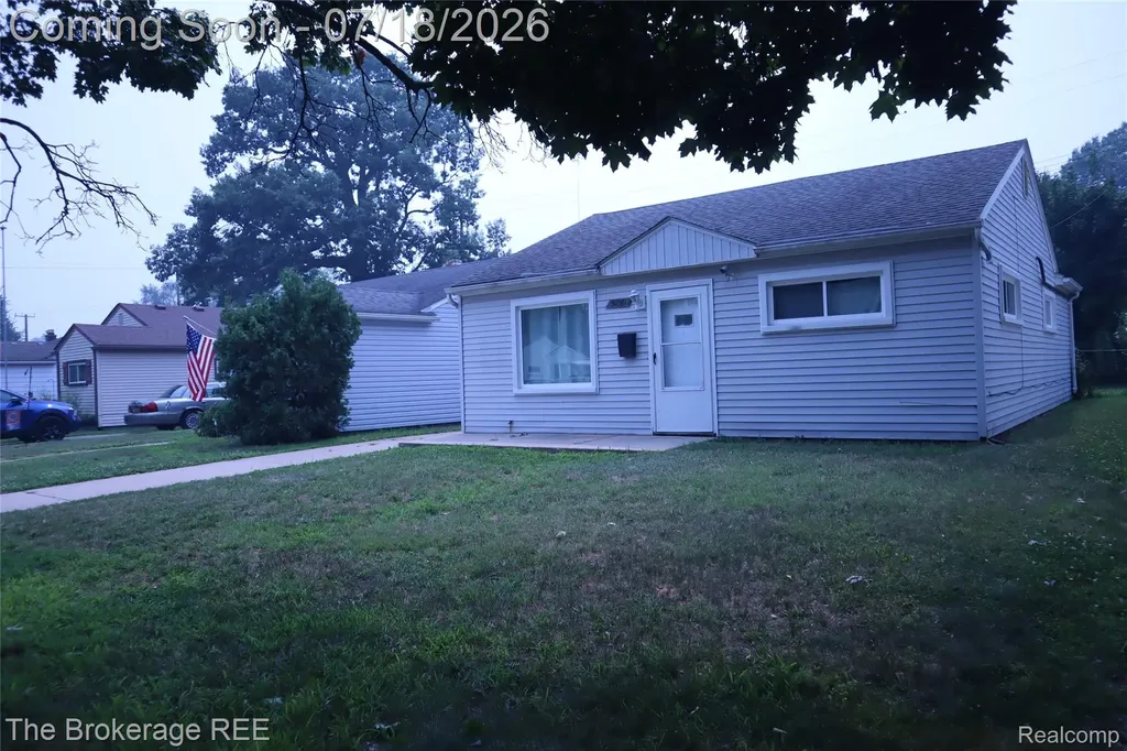 34861 John Street Wayne City MI 48184