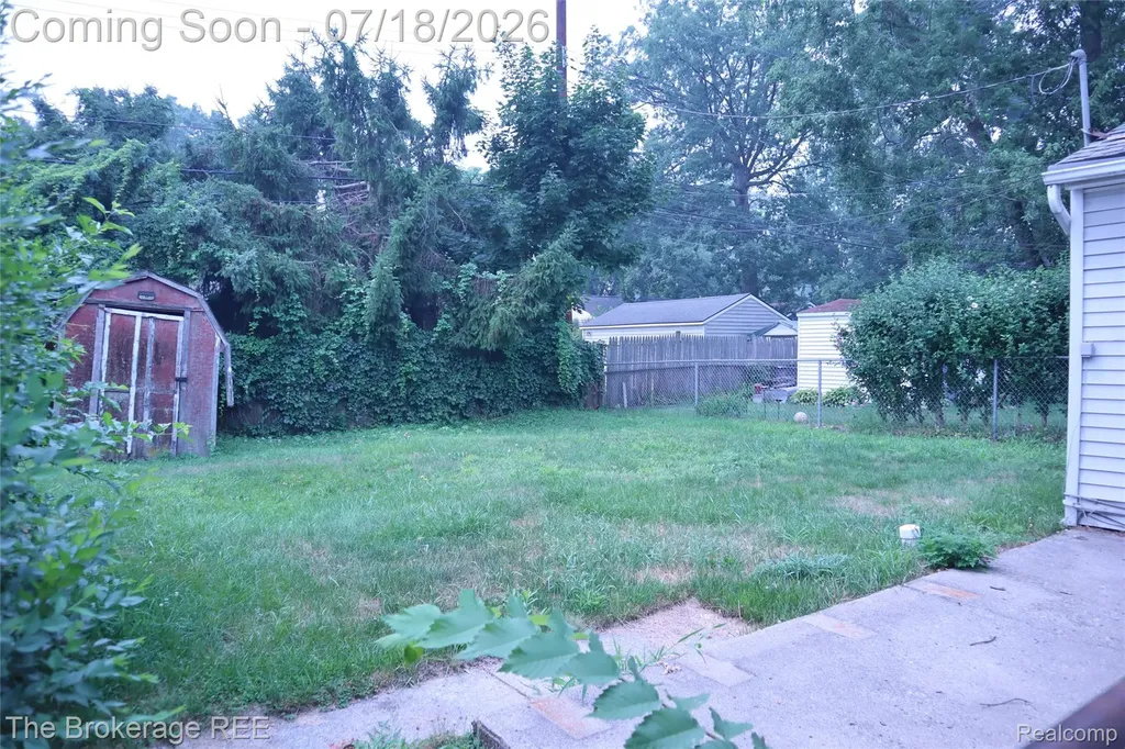 34861 John Street Wayne City MI 48184