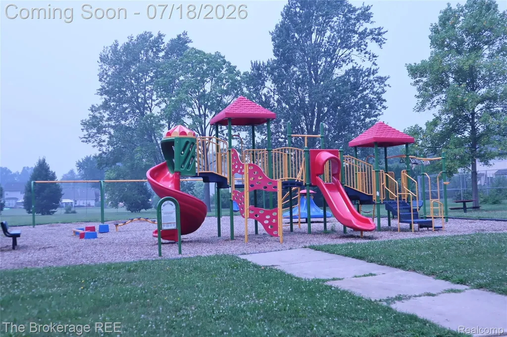 34861 John Street Wayne City MI 48184