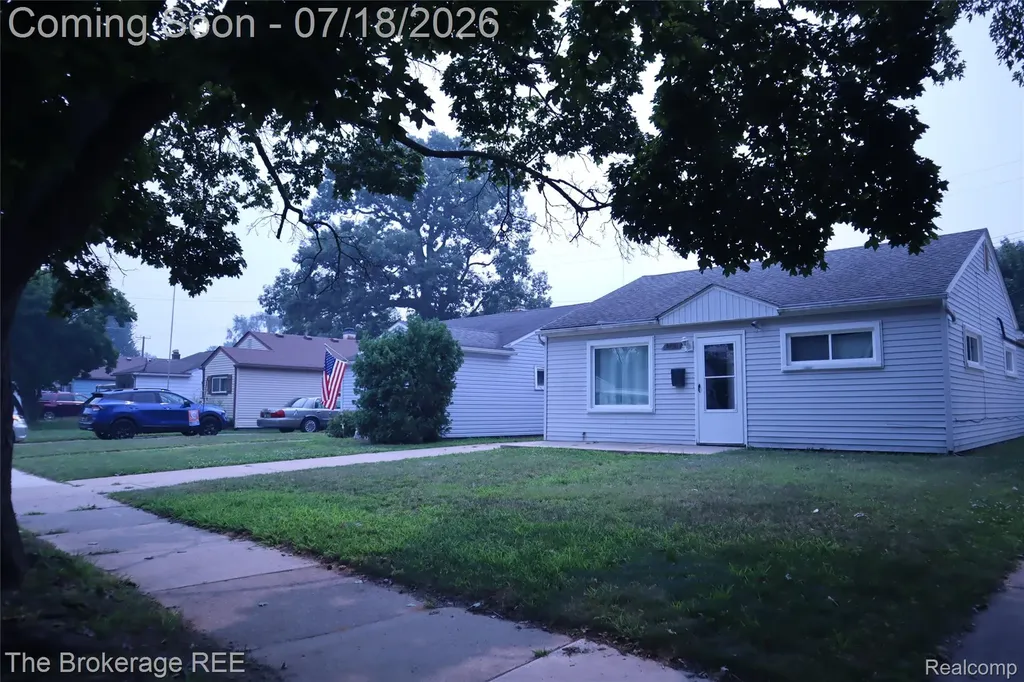 34861 John Street Wayne City MI 48184