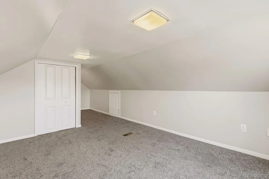 5852 Beech Daly Road Taylor City MI 48180