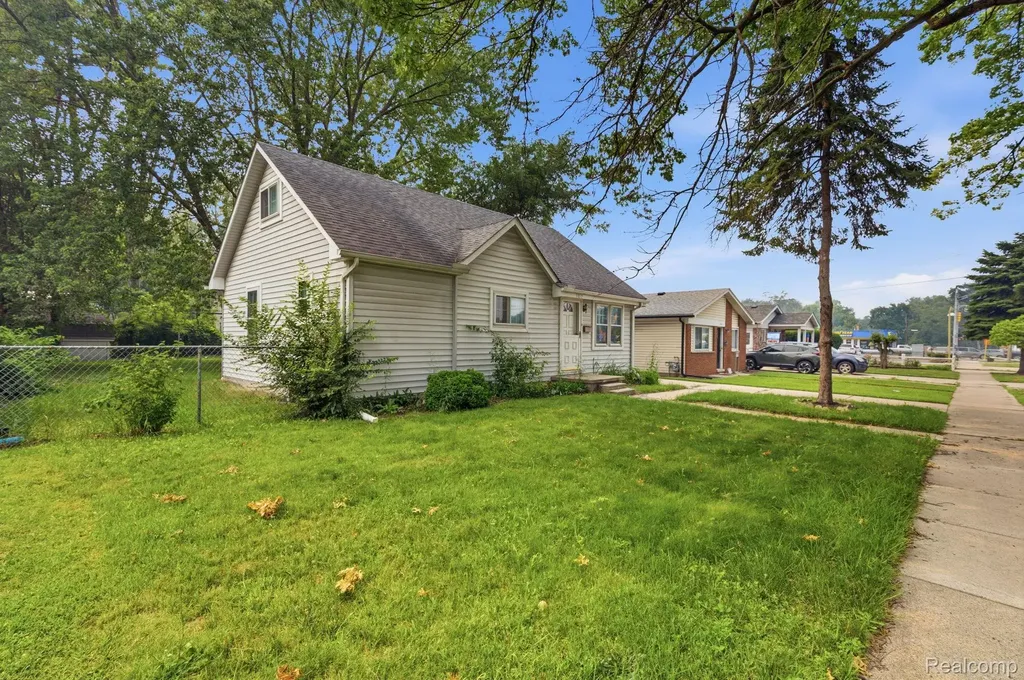 5852 Beech Daly Road Taylor City MI 48180