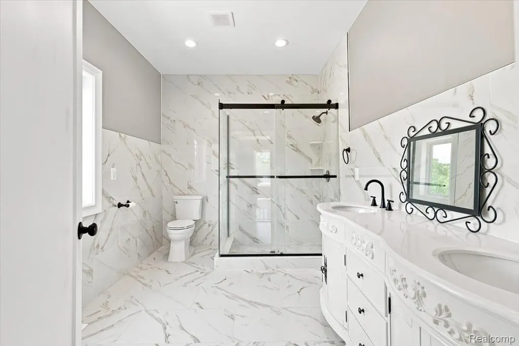 1546 Ashley Lane Berlin Township MI 48002