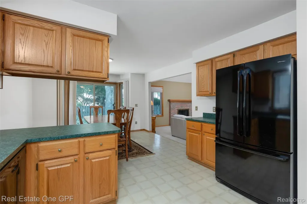 39931 Brylor Court Clinton Charter Township MI 48038