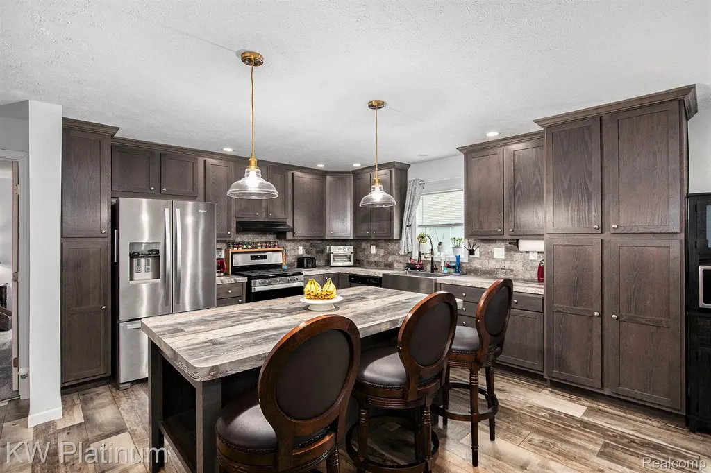 6154 Birch Creek Court Kimball Township MI 48704