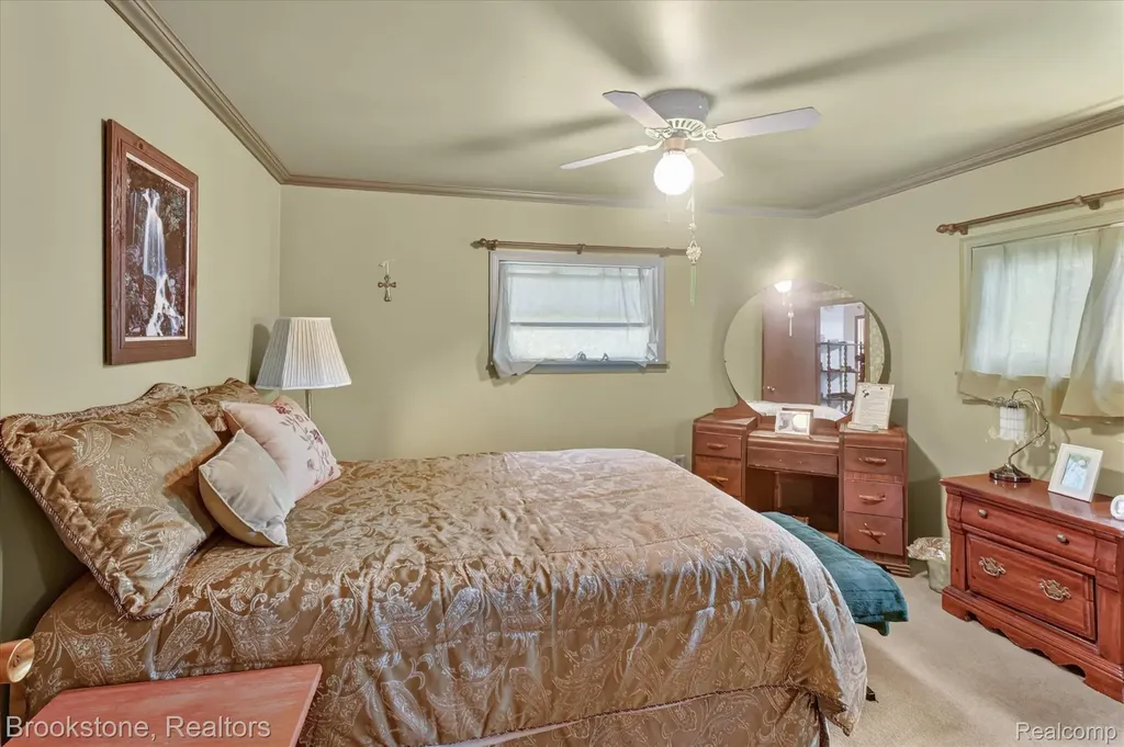 22025 Lakefield Road Lakefield Township MI 48637