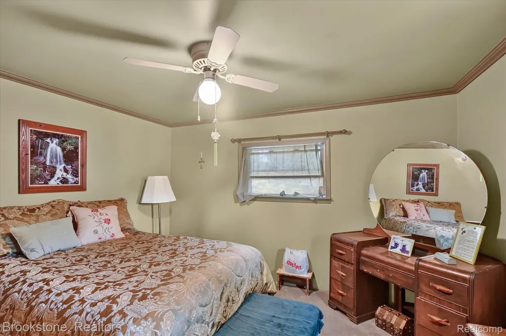 22025 Lakefield Road Lakefield Township MI 48637