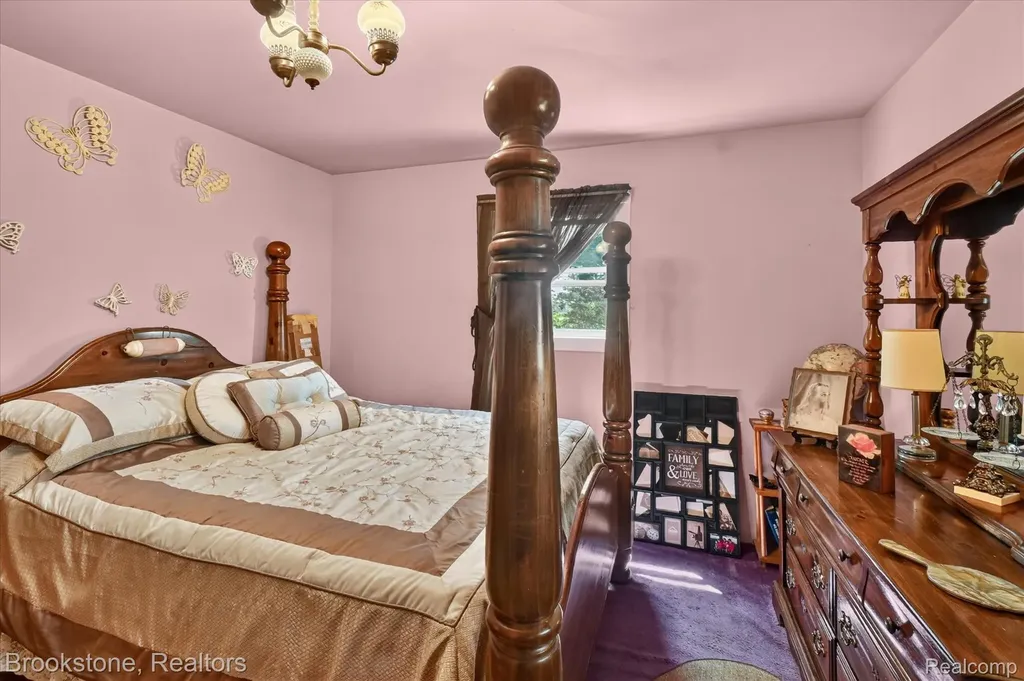 22025 Lakefield Road Lakefield Township MI 48637