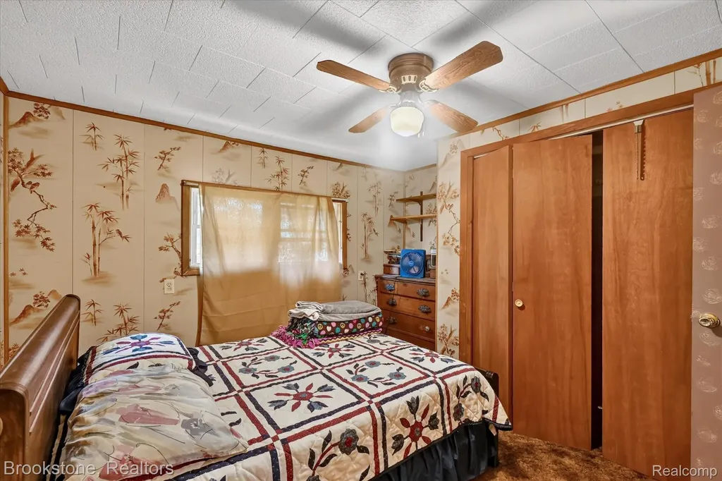 22025 Lakefield Road Lakefield Township MI 48637