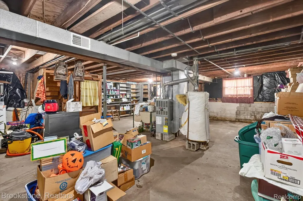 22025 Lakefield Road Lakefield Township MI 48637