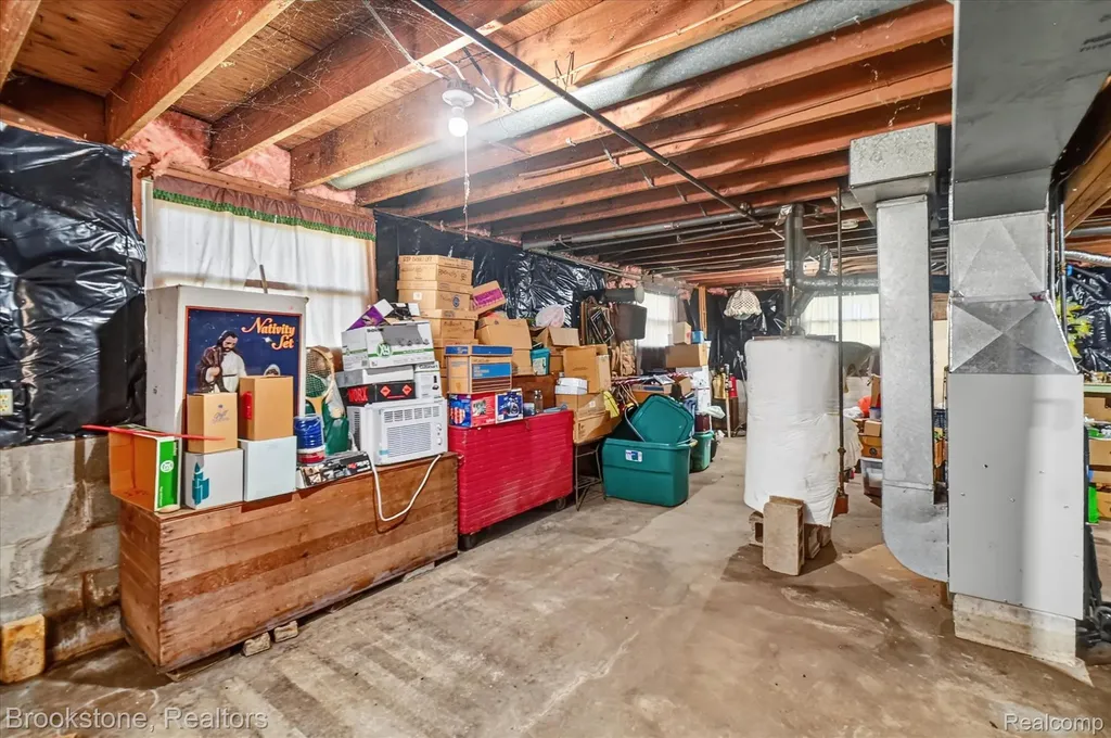 22025 Lakefield Road Lakefield Township MI 48637
