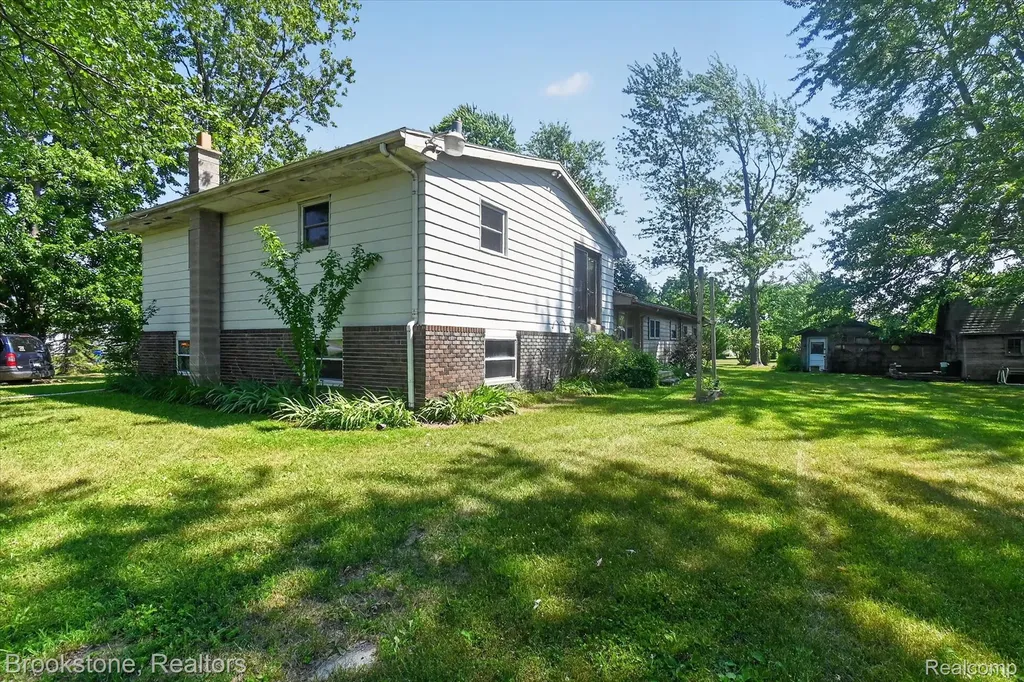 22025 Lakefield Road Lakefield Township MI 48637