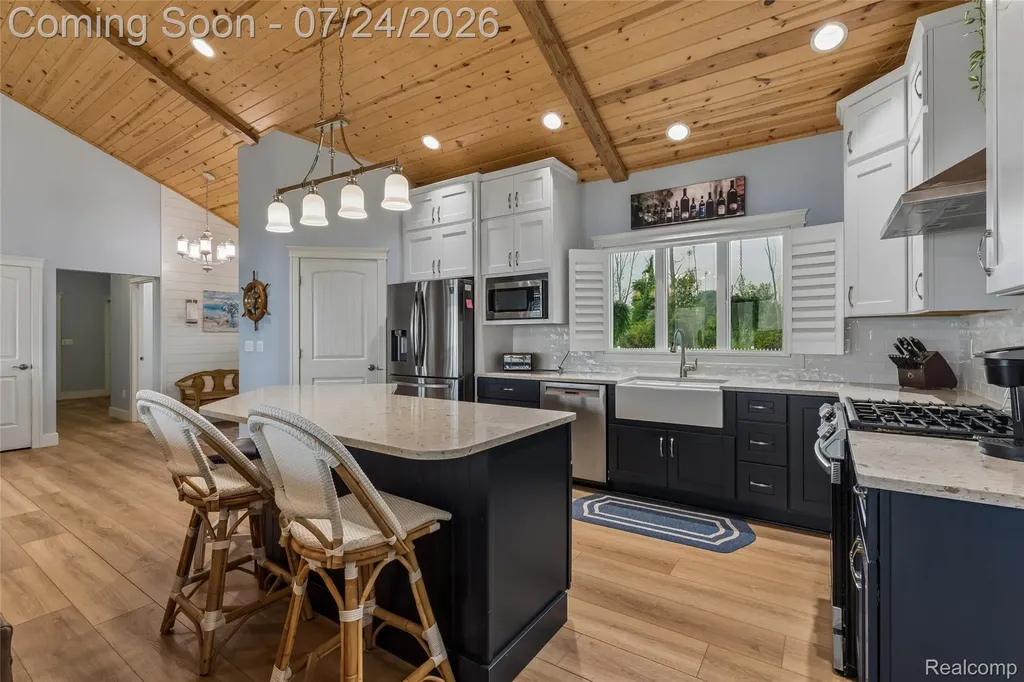 5110 Shorefront Lane Port Hope Village MI 48468