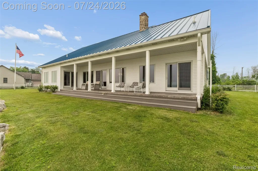 5110 Shorefront Lane Port Hope Village MI 48468