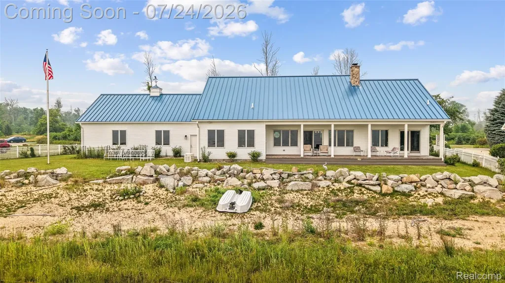 5110 Shorefront Lane Port Hope Village MI 48468