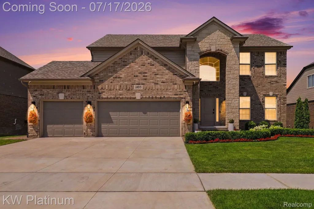 24515 Brookshire Drive Macomb Township MI 48042