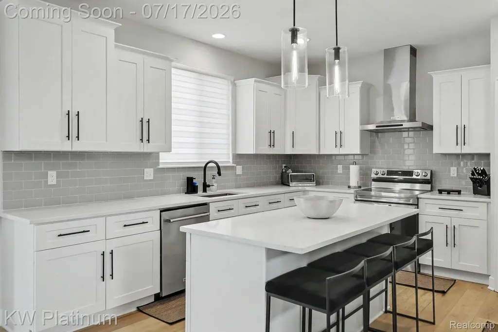 24515 Brookshire Drive Macomb Township MI 48042