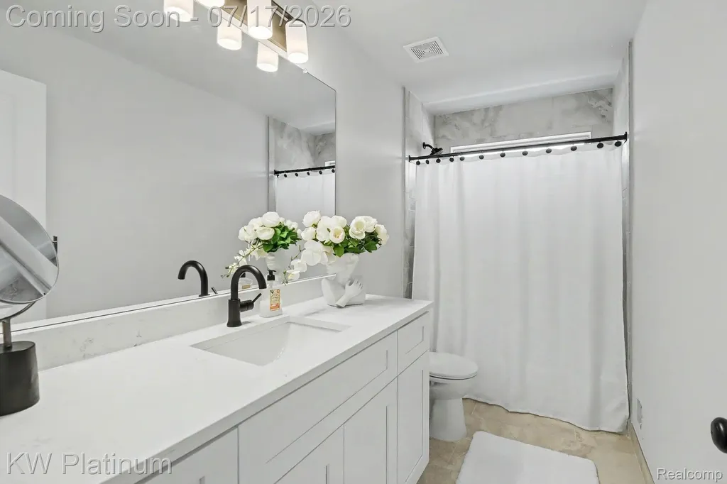 24515 Brookshire Drive Macomb Township MI 48042