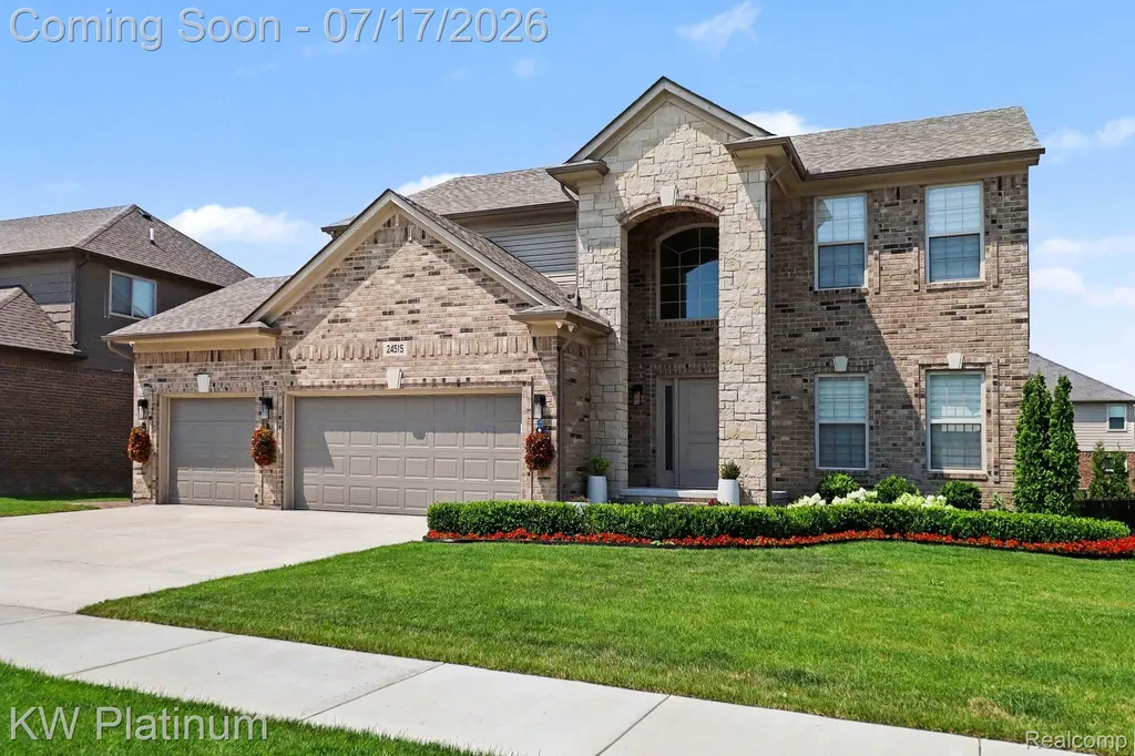 24515 Brookshire Drive Macomb Township MI 48042