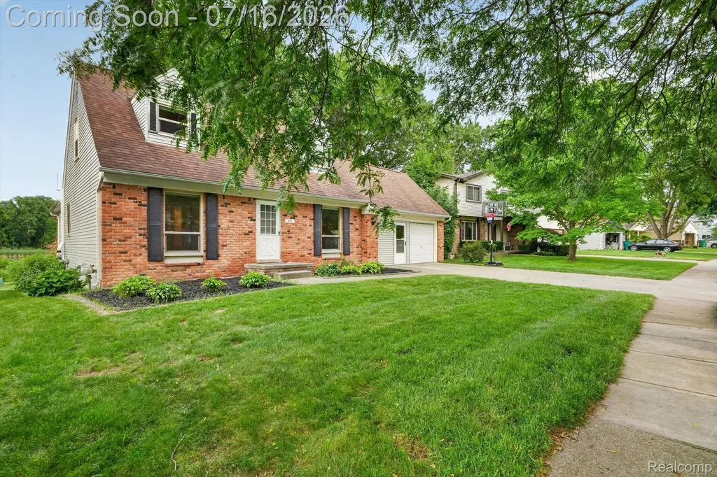 891 Devonshire Boulevard Brighton City MI 48116