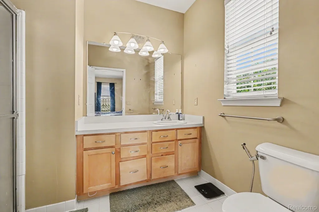 40489 Bay Harbor Lane Canton Charter Township MI 48188