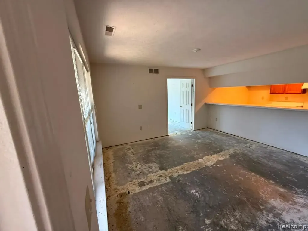 1421 Heatherwood Lane Ann Arbor City MI 48108