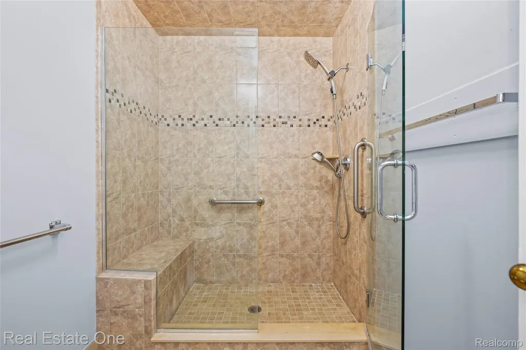 7332 Meadowridge Circle West Bloomfield Charter Township MI 48322