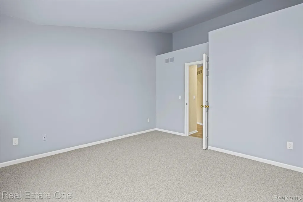 7332 Meadowridge Circle West Bloomfield Charter Township MI 48322