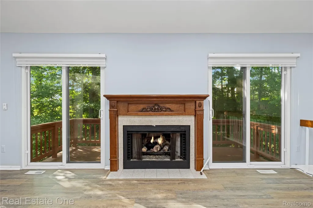 7332 Meadowridge Circle West Bloomfield Charter Township MI 48322