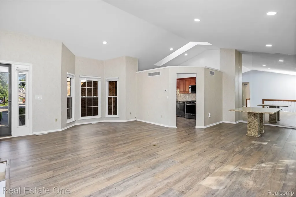 7332 Meadowridge Circle West Bloomfield Charter Township MI 48322