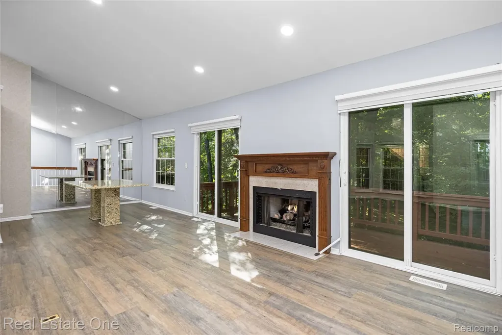 7332 Meadowridge Circle West Bloomfield Charter Township MI 48322