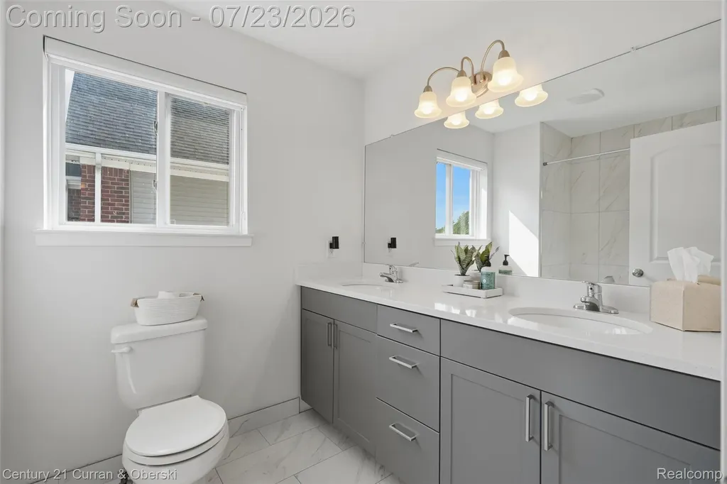 56130 Worlington Lane Lyon Charter Township MI 48178