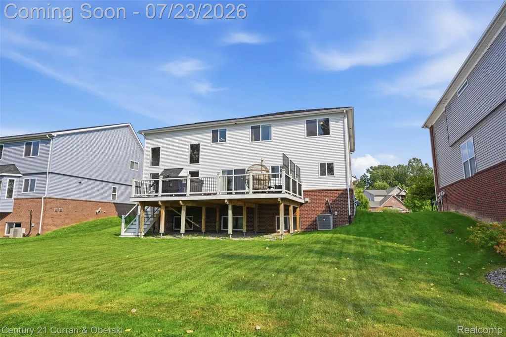 56130 Worlington Lane Lyon Charter Township MI 48178